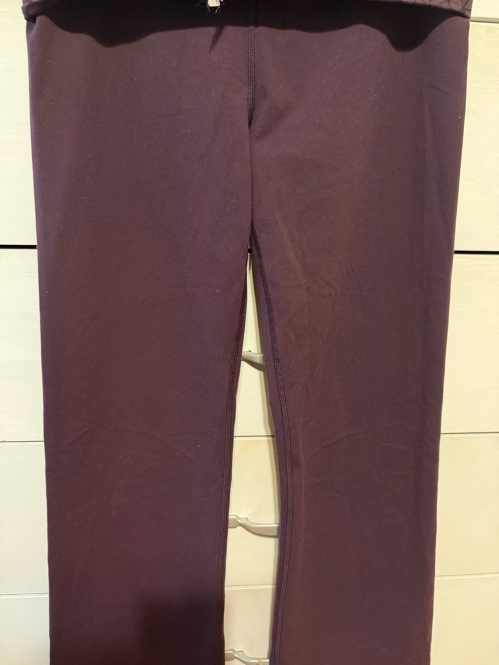Lululemon Fold-Over Waist Flare Yoga Pants Plum 8 Tall - Picture 3 of 7